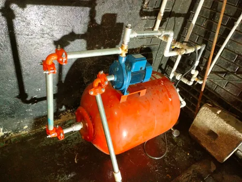 Sistema de bombeo hidráulico y motores eléctricos